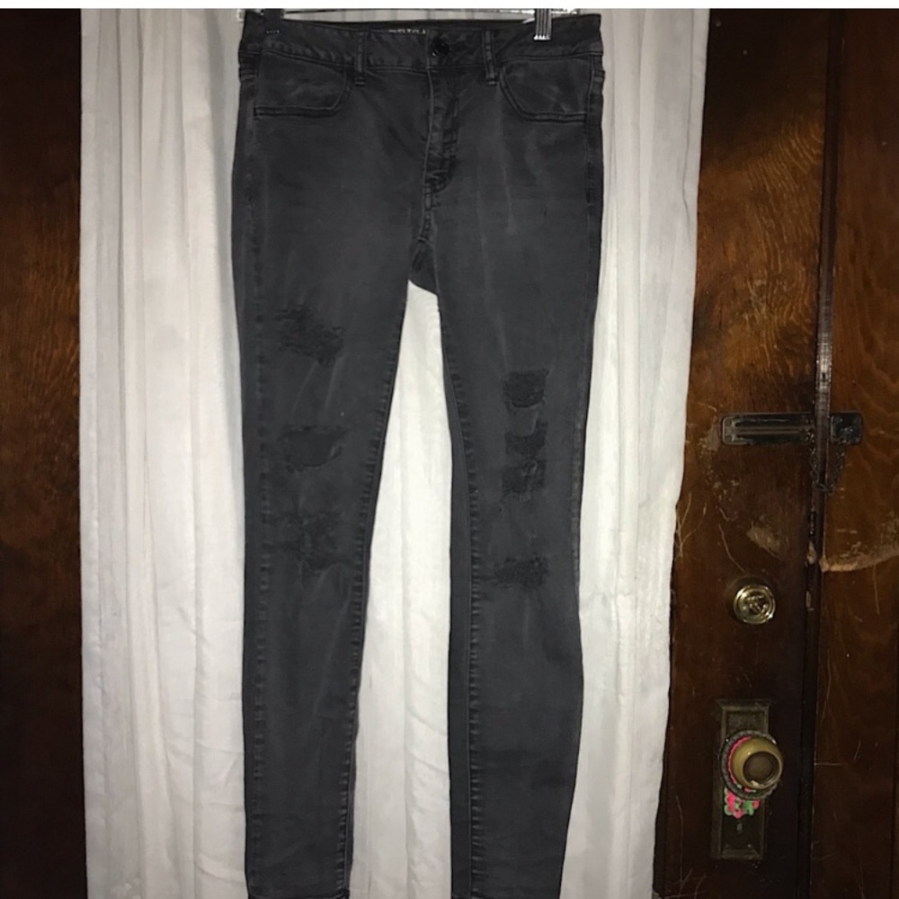 Sold - Picture 3 of 12